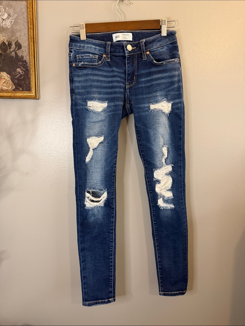 BKE Stella Distressed Low Rise Ankle Skinny Jeans Size 25 Medium Wash - Picture 3 of 7